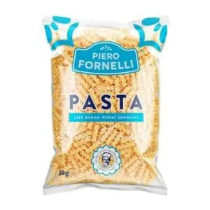 Here's an alt tag for the image: 3kg Piero Fornelli pasta bag.