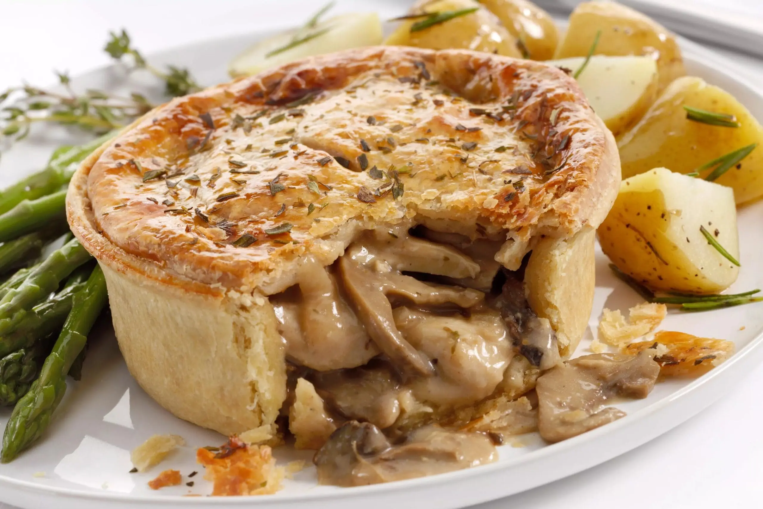 Toms Pies Chicken & Wild Mushroom Pie 24 x 260g