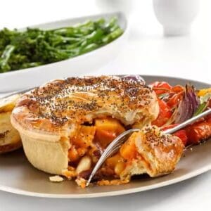 Toms Pies Butternut Squash, Mixed Bean & Cheese Pie 24 x 260g