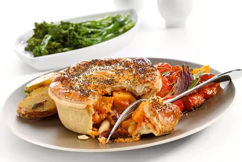 Toms Pies Butternut Squash, Mixed Bean & Cheese Pie 24 x 260g